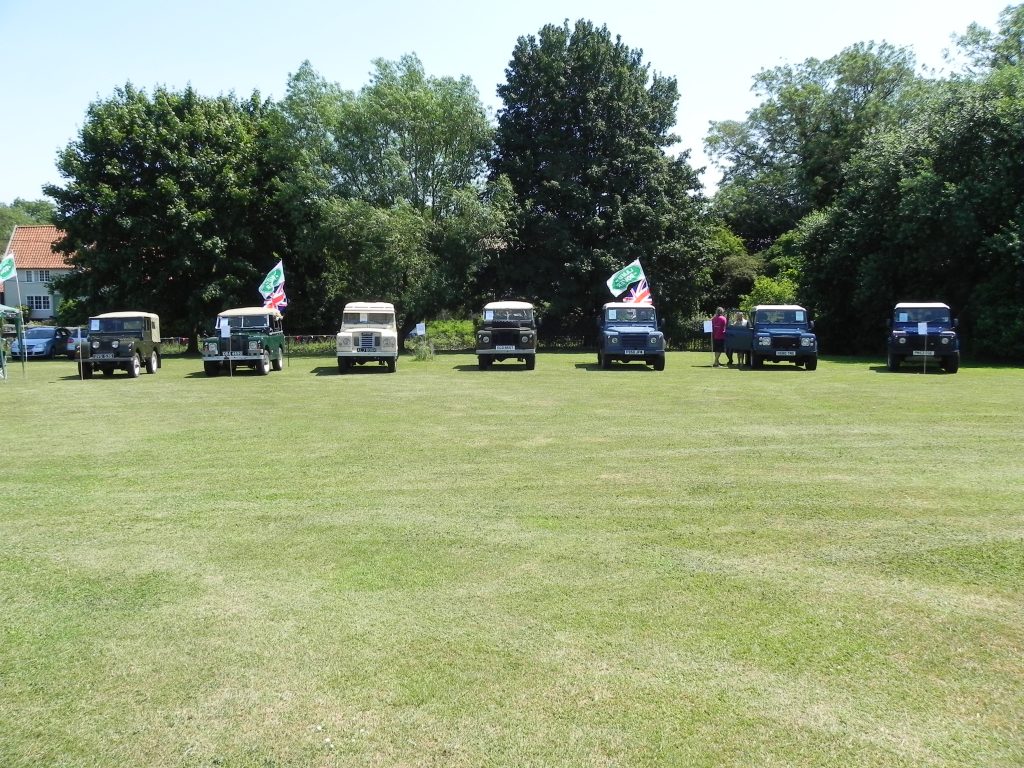 Old Landrovers at the Fete in 2015